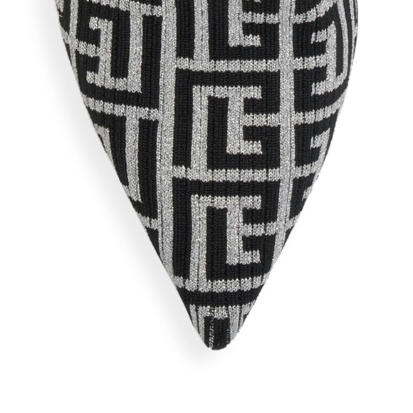 Balmain
Skye monogram knit ankle boots - Picture 6 of 15